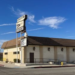 New Wave Restaurant & Bar