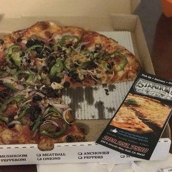 Stratton's Pizzeria - Pizza Near Me - Galt, California Stratton's Pizzeria - Pizza Near Me - Galt, California