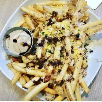 Town Hall - Truffle fries with preserved yolks - New American Near Me - Jacksonville, Florida Town Hall - Truffle fries with preserved yolks - New American Near Me - Jacksonville, Florida