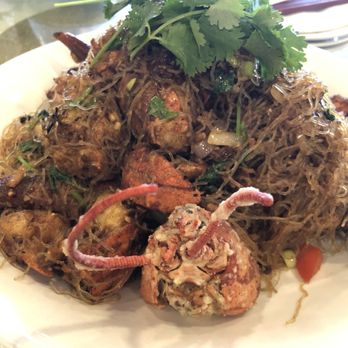 Sanbo Chinese Restaurant - Lobster with vermicelli (Jul'24) - Cantonese Near Me - Richmond, British Columbia Sanbo Chinese Restaurant - Lobster with vermicelli (Jul'24) - Cantonese Near Me - Richmond, British Columbia