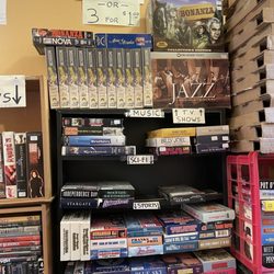 Broadway Records - VHS!!