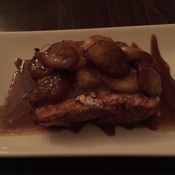 The Fat Bear - Bananas foster French toast --- so yummy!!! - American Near Me - London, XGL