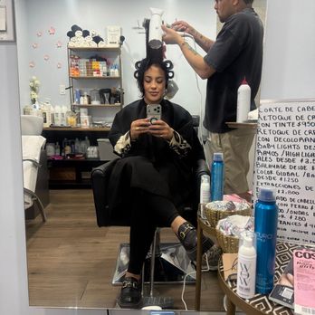 Hair By Rubén - Blowout - Hair Stylists Near Me - Tijuana, BCN Hair By Rubén - Blowout - Hair Stylists Near Me - Tijuana, BCN