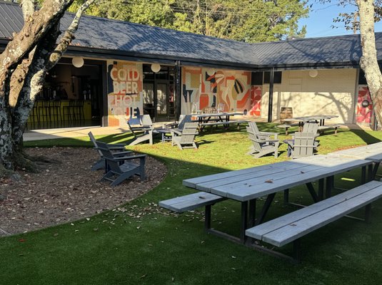 Wild Heaven Beer & Fox Bros. Bar-B-Q at Toco Hills by null