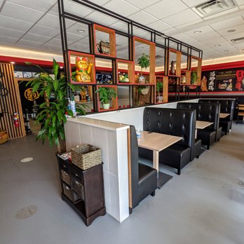 Dagu Rice Noodle - Inside. View from entrance right, about 45 degrees. - Noodles Near Me - Doraville, Georgia Dagu Rice Noodle - Inside. View from entrance right, about 45 degrees. - Noodles Near Me - Doraville, Georgia