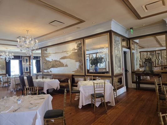 The Olde Pink House by null