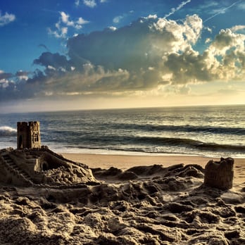 Rehoboth Beach - Cool sand castles on the beach. Very detailed and gorgeous! - Beaches Near Me - Rehoboth Beach, Delaware