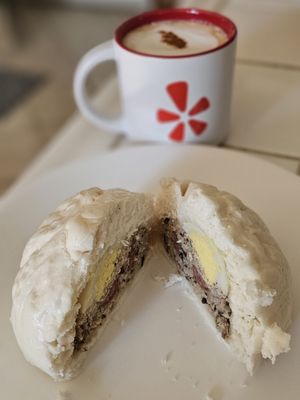 Duc Huong Sandwiches by null
