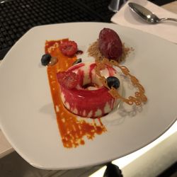 Sheraton 360 Restaurant And Bar - Did somebody say dessert?