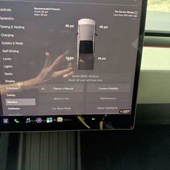 Tesla - This was the vehicle screen. - Car Dealers Near Me - Pasadena, California Tesla - This was the vehicle screen. - Car Dealers Near Me - Pasadena, California