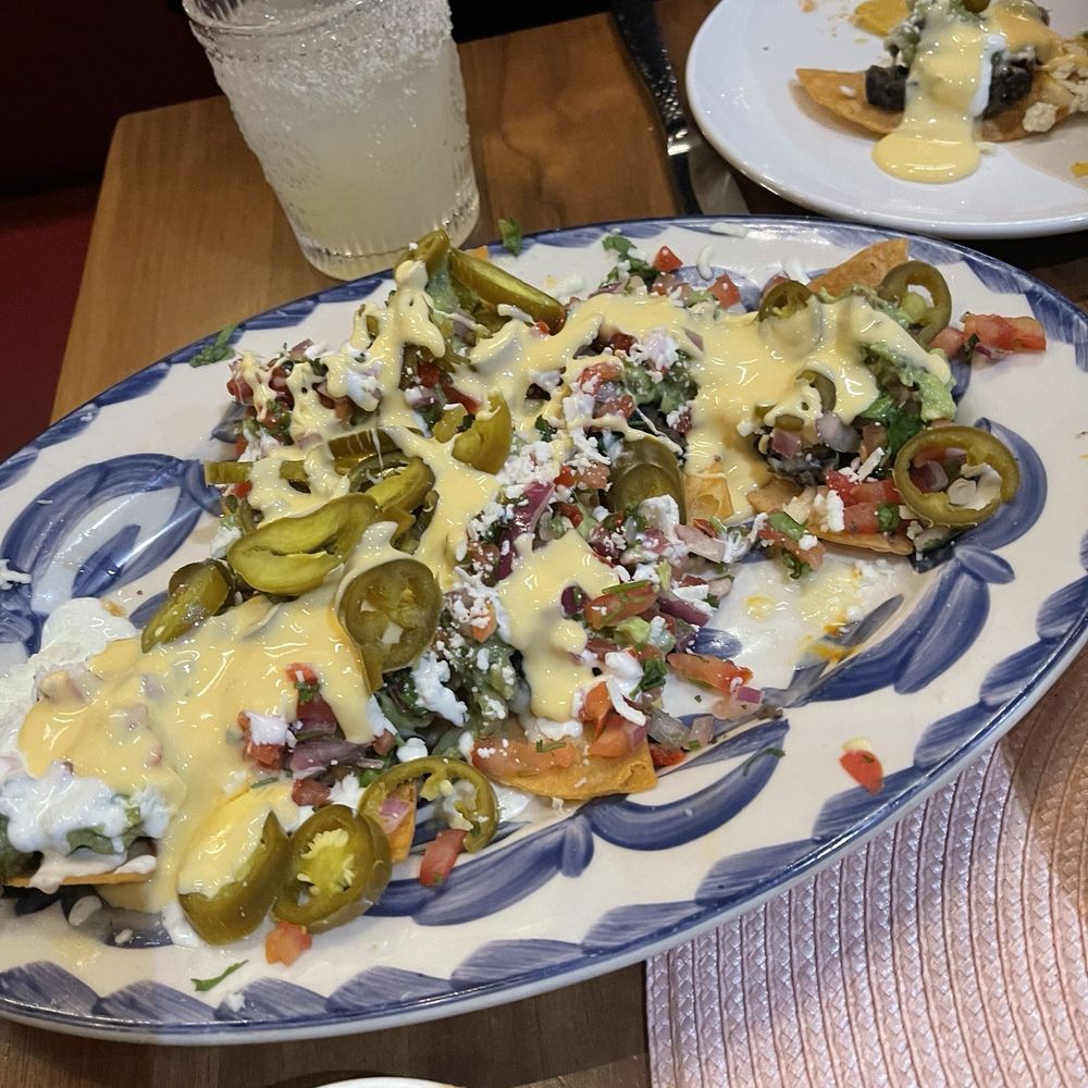 Rosa Mexicano - Rosa's Signature Nachos Kit - Mexican Near Me - Boston, Massachusetts Rosa Mexicano - Rosa's Signature Nachos Kit - Mexican Near Me - Boston, Massachusetts