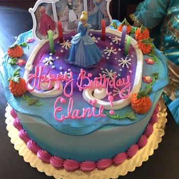 Vons - Cinderella cake - Grocery Near Me - Santa Ana, California