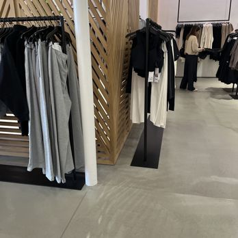 ALO - Men's Clothing Near Me - Newport Beach, California