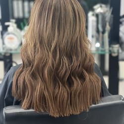 VIP Salon & Spa - Color and hair extensions