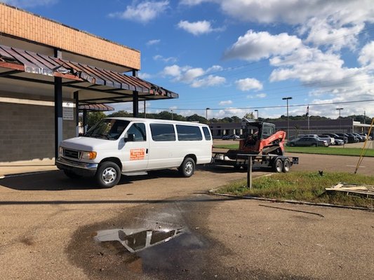 Terrell's Roofing & Home Repairs Logo