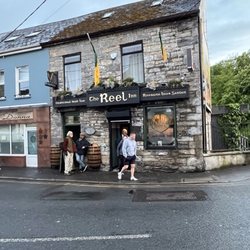 Reel Inn - Exterior