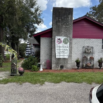 22 Moons Tea Room - Tea Rooms Near Me - Valrico, Florida