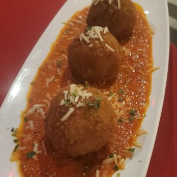 Marinelli's Authentic Italian Cuisine - Bland almost cold Arincini - Italian Near Me - Henderson, Nevada