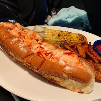 Ford's Fish Shack - Ashburn - Lobster roll - Seafood Near Me - Ashburn, Virginia