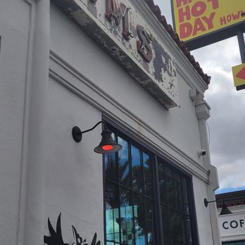 Howlin' Ray's - Southern Near Me - Pasadena, California Howlin' Ray's - Southern Near Me - Pasadena, California