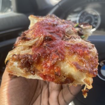 Underground Pizza - The Nonna - Pizza Near Me - Baltimore, Maryland