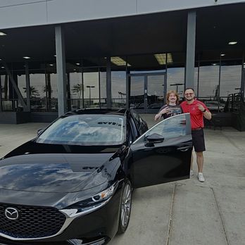 CardinaleWay Mazda - Peoria - 2025 Mazda3 Sedan Select Preferred - Oil Change Stations Near Me - Peoria, Arizona