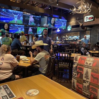 TWIN PEAKS - Updated February 2026 - 81 Photos & 52 Reviews - 992