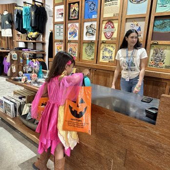 Kailua Town Center - Shopping Centers Near Me - Kailua, Hawaii