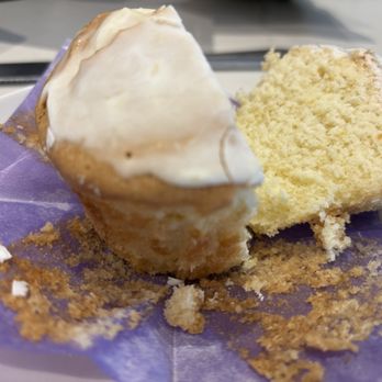 Civil Pour Coffee + Beer - Lemon cupcake - Coffee & Tea Near Me - Dallas, Texas Civil Pour Coffee + Beer - Lemon cupcake - Coffee & Tea Near Me - Dallas, Texas