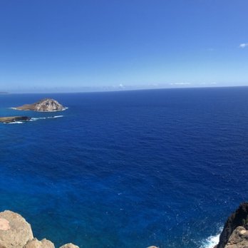 Makapu'u Point Lighthouse Trail - Hiking Near Me - Honolulu, Hawaii