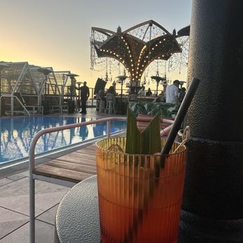 Golden Hour - Signature drink - Cocktail Bars Near Me - Los Angeles, California