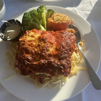Skylon Tower - Vegetable Medley - Canadian (New) Near Me - Niagara Falls, Ontario