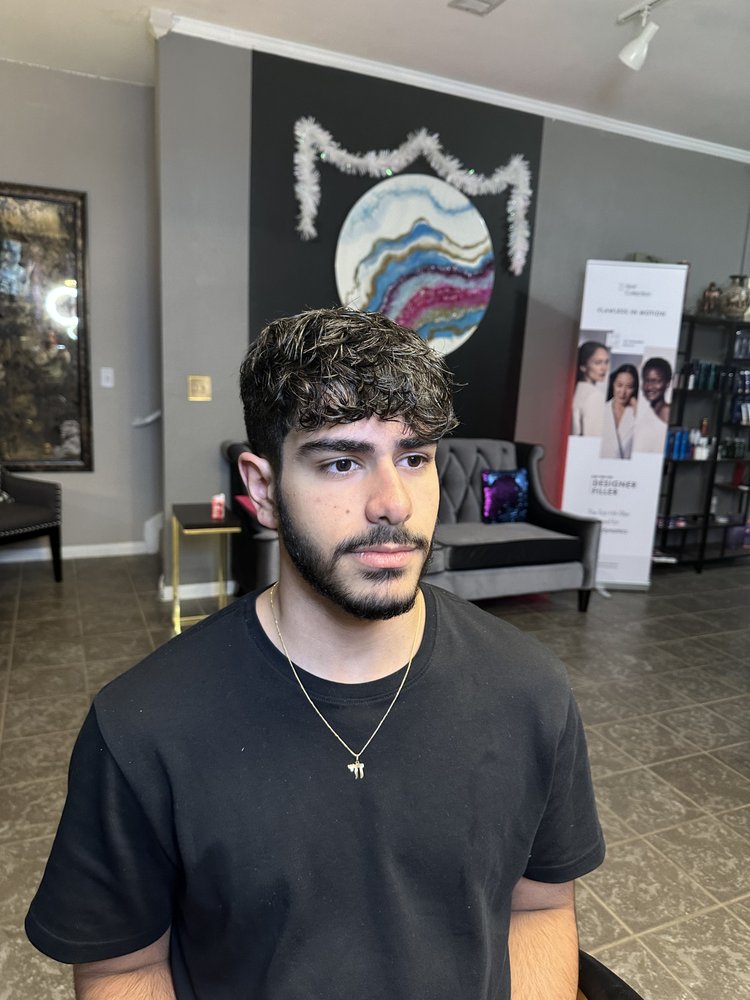 Shear Flawless Salon Logo