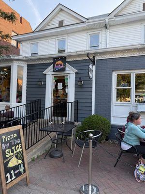 Del Ray Pizzeria & Draft House by null