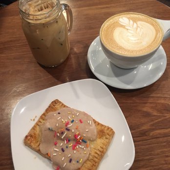 La Mo Cafe - Breakfast & Brunch Near Me - Turlock, California
