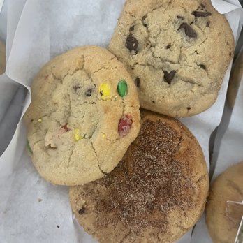 Tiff's Treats - Tiff's Mix (Sugar Cookie w/ M&M, Chocolate Chip, Snickerdoodle) - Bakeries Near Me - San Antonio, Texas Tiff's Treats - Tiff's Mix (Sugar Cookie w/ M&M, Chocolate Chip, Snickerdoodle) - Bakeries Near Me - San Antonio, Texas