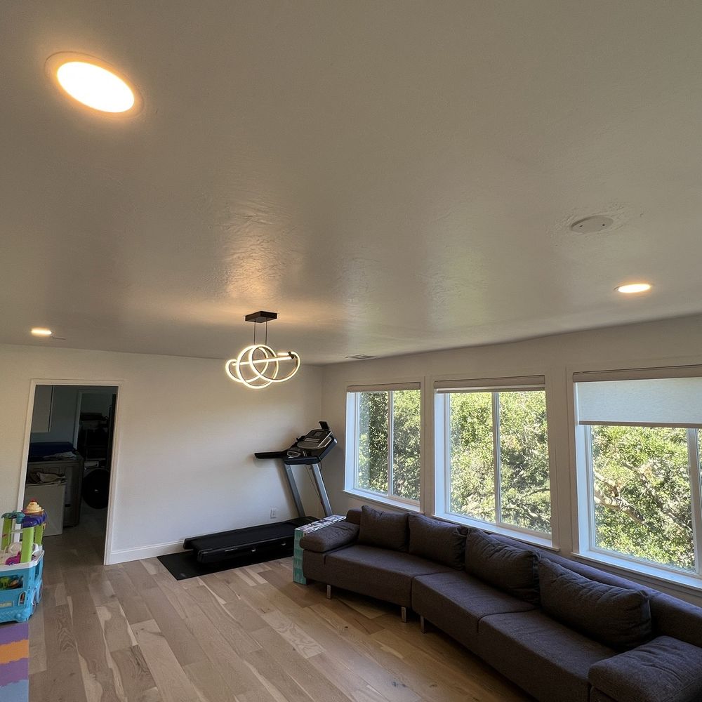 Miguel's Home Services - After repair with all drywall patched and painted. - Waterproofing Near Me - Richmond, California Miguel's Home Services - After repair with all drywall patched and painted. - Waterproofing Near Me - Richmond, California