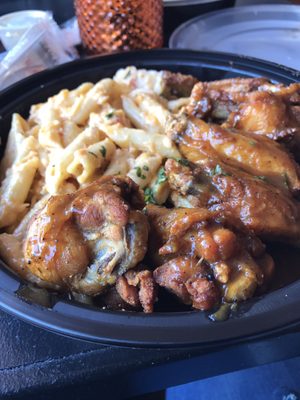 Cuzzo's Cuisine by null