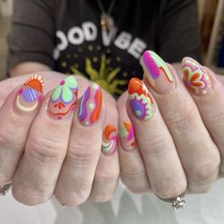 Book with Rachel @Nail.Fool on IG