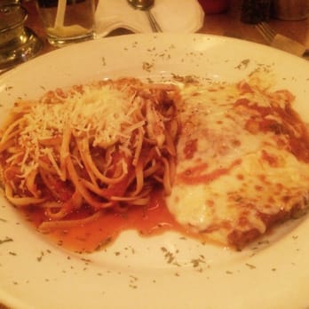 Il Caffe Latte - Chicken Parmesan with pasta - Coffee & Tea Near Me - New York, New York