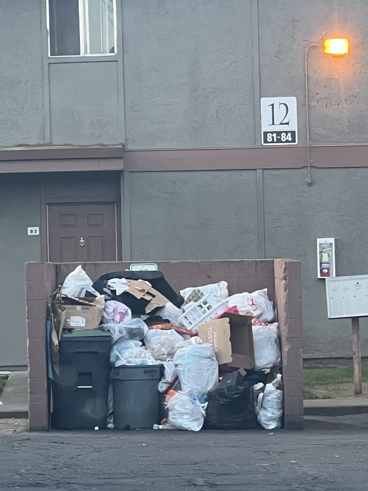 GROVES AT EAST TABOR Updated September 2024 35 Photos 855 E Tabor