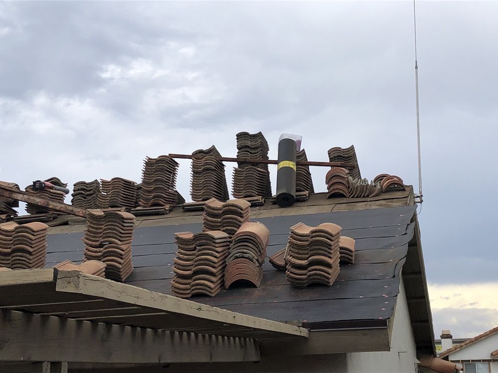 Slide of Fix Right Roofing