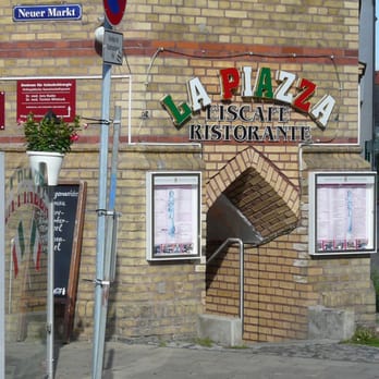 Ristorante La Piazza - Italian Near Me - Stralsund, MV