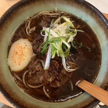 Somenya - Soba restaurant - hot beef sukiyaki soba - Japanese Near Me - Boston, Massachusetts