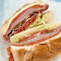 Glenham Town Deli