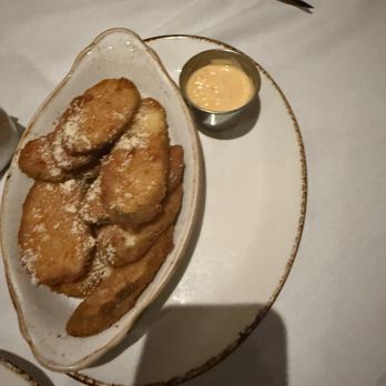 Old Ebbitt Grill - Zucchini Chips - Bars Near Me - Washington, DC, District of Columbia