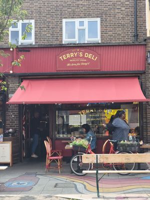 Terry's Cafe | London by null