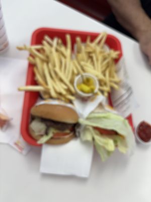 In-N-Out Burger by null