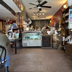 Baine's Books & Coffee