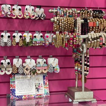 Beau Kisses - Accessories Near Me - Cedar Park, Texas Beau Kisses - Accessories Near Me - Cedar Park, Texas